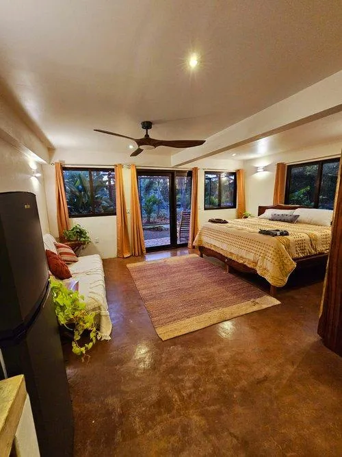 Suite bedroom